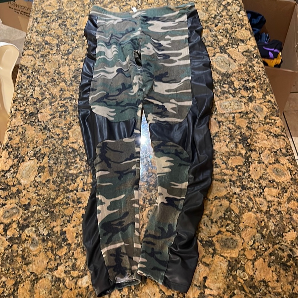 Camo Leggings